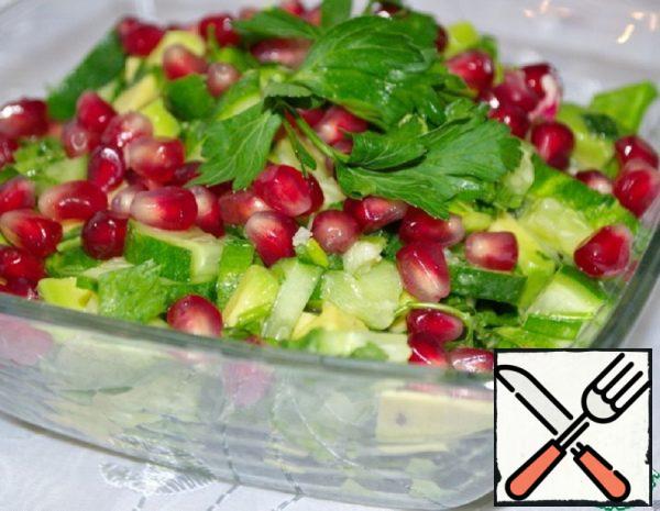 Salad with Avocado and Cucumber Recipe