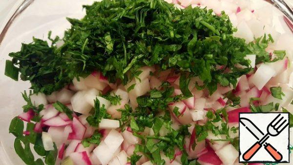 Finely chop the parsley.