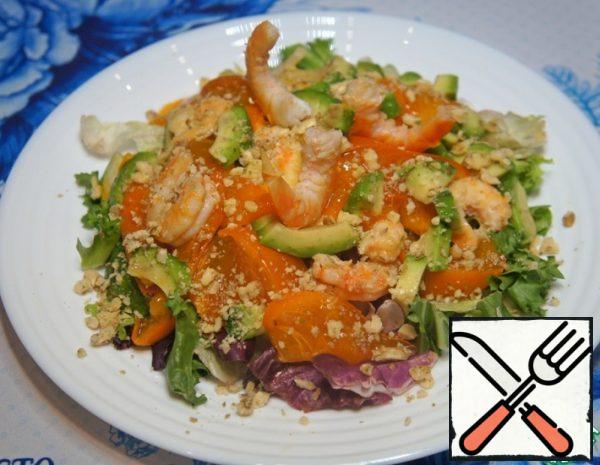 Salad with Shrimp, Persimmon and Avocado Recipe