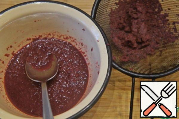 Rub the cherries through a colander. To simplify the process, you can add a spoonful of broth a couple of times.