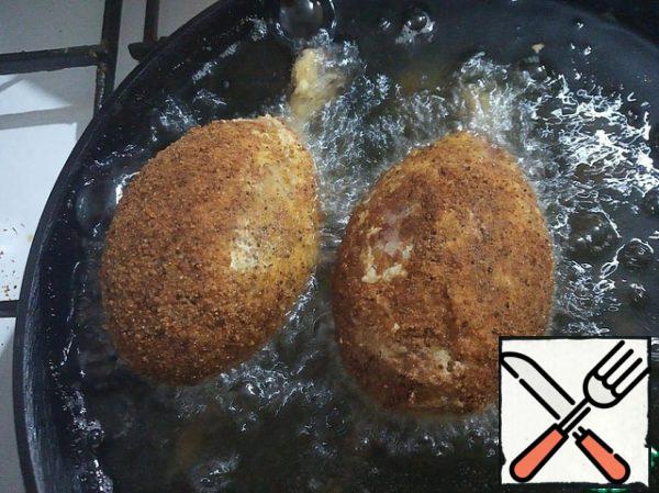 Fry the cutlets until Golden brown in a deep frying pan with enough oil over medium heat.