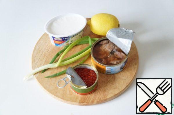 Prepare the ingredients for the filling.