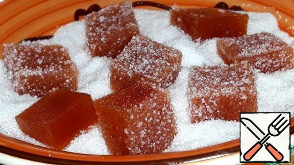 To serve on the table, the cubes were rolled in granulated
sugar.