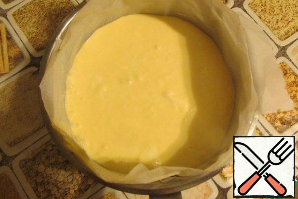 Pour the rest of the cream-cheese mixture on top and leave it in the cold for 3 hours or more.