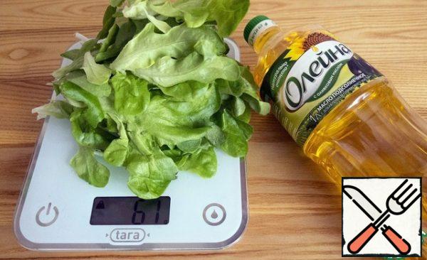 Then wash and dry the lettuce leaves.