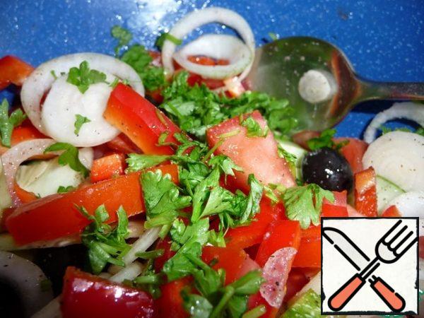 Finely chop the parsley and add to the vegetables.