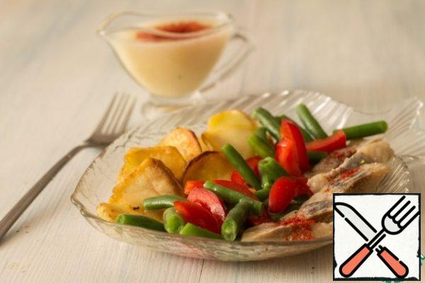 Serve in portions, put the sauce separately in a saucepan.