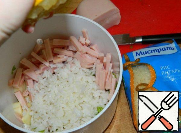 Add rice. Squeeze a little lemon juice.