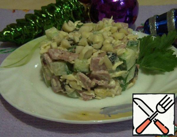 Salad with Peanuts and Prunes Recipe