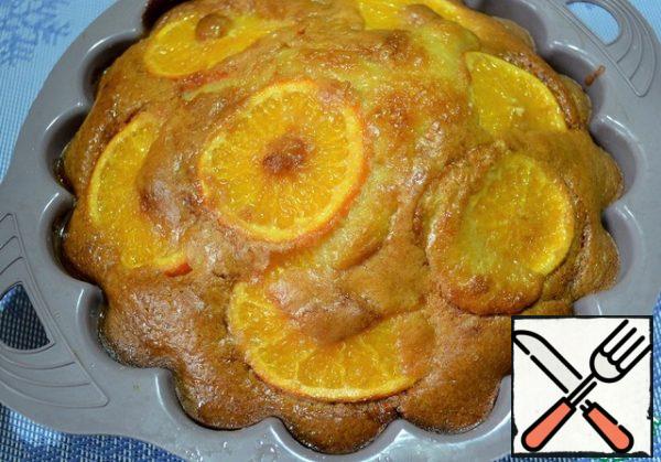 Cover the hot pie with this mixture.
Cool.