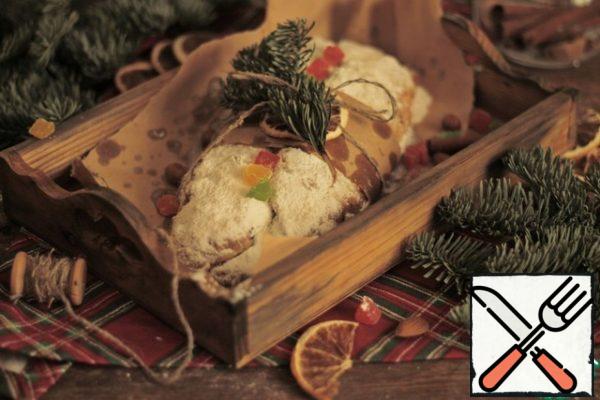 Our stollen is ready! Have a nice New Year's tea party!