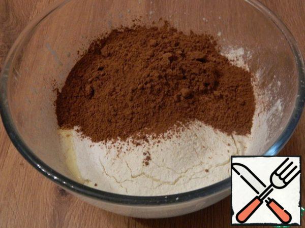 Separately, mix the dry ingredients for the cake.