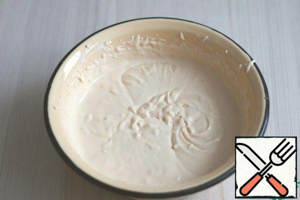 Cream:
Boiled condensed milk (1 ban.) beat with cottage cheese (500 gr.) until creamy.