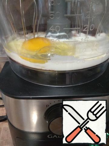 I add an egg. Stir.