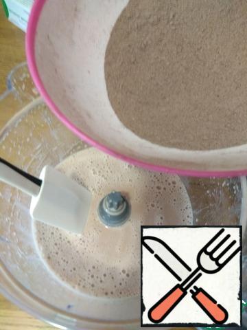 Combine the liquid and dry ingredients, mix with a silicone spatula.