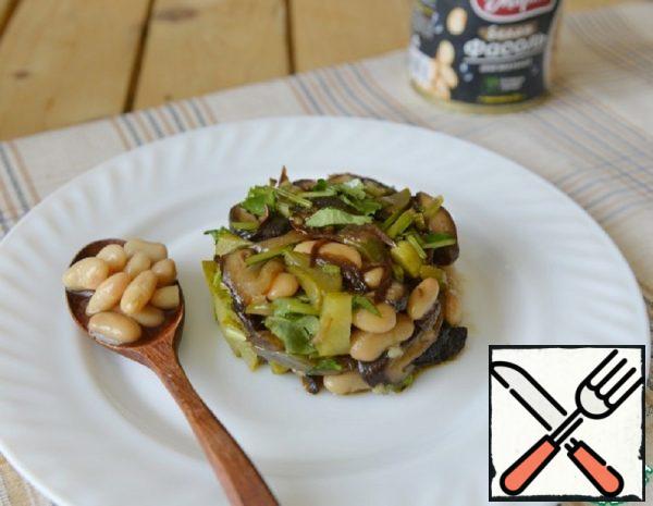 Warm Bean Salad with Mushrooms Recipe