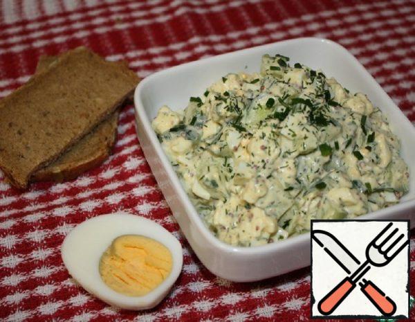 Egg Salad with Cucumber and Mozzarella Recipe