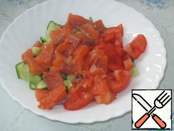 Mix fish and vegetables.