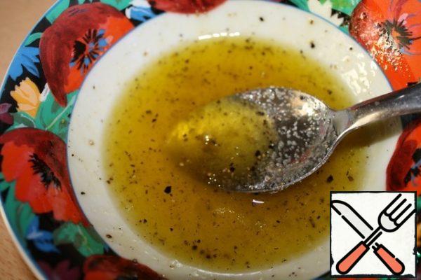 Mix honey, lemon juice and olive oil.
Sprinkle with salt and pepper to taste.