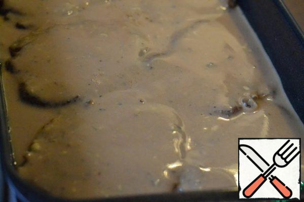 Pour half of the sauce into a prepared baking tray or baking dish. Place the fried chops in a single row, slightly off from each other. Pour over the remaining sauce.
Bake in a preheated oven at 180°C for 30 minutes.
There will be very little sauce left! Make sure it doesn't burn!