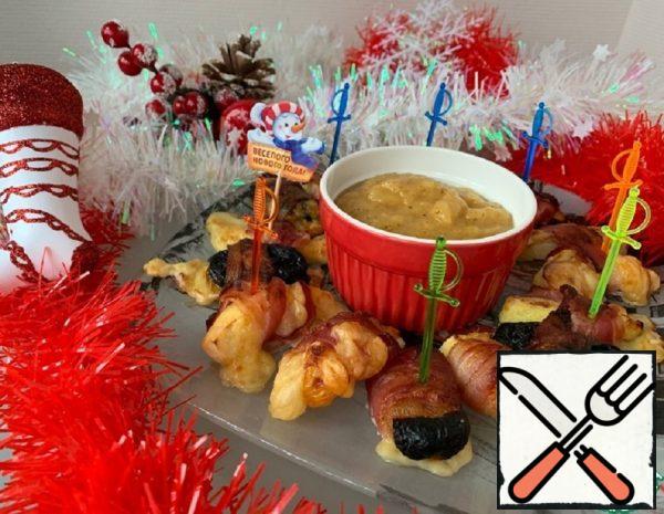 Snack "Fruit Wrapped in Bacon" Recipe