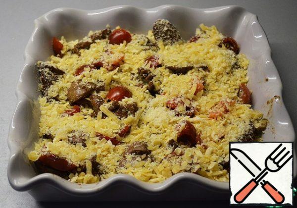 Sprinkle the liver with grated cheese. Bake in the oven at 180 degrees until the cheese is browned. (10-15 minutes)