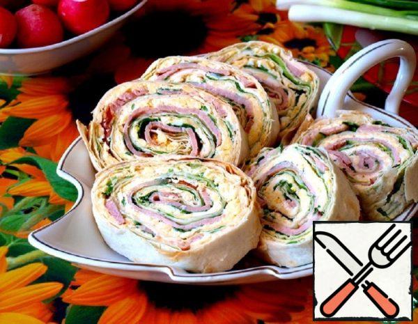 Pita Bread Roll with Ham and Cucumbers Recipe