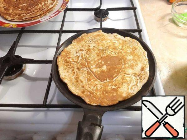 Fry the pancakes until Golden brown.