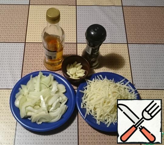 Cut the garlic lengthwise into small pieces, and the onion into half-rings.
Grate the cheese on a large grater.
About the vinegar. I have rice. It's not very sour. I use it quite often. Gives a peculiar taste. Pour as in a barbecue is not necessary, just a little sourness to give.