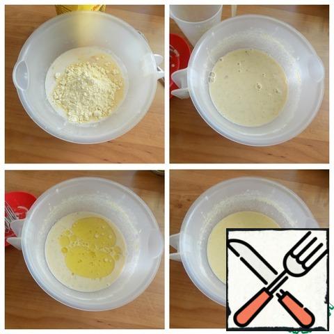 Finish the dough. Add corn flour and salt to the oatmeal. Connect and constantly working with a whisk, pour boiling water into the mixture. Pour the olive oil 1 tablespoon, mix. The dough is ready.