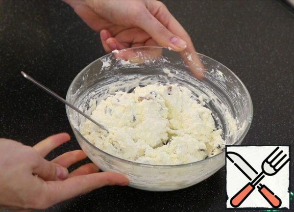 I mix everything, and the filling is ready.