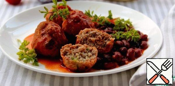 Meatballs are dense and at the same time tender. Well, very tasty!