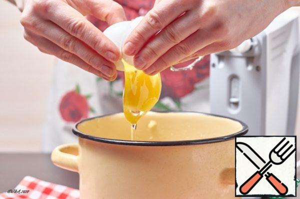 If you are cooking a low-fat version, then add an egg. With it, the puree will turn out to be more airy.