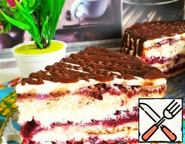 Sponge Cake with Berry Layer Recipe