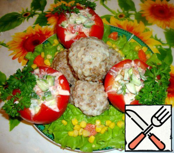 Tomatoes stuffed with salad, I served with ground beef and buckwheat hedgehogs instead of a side dish.