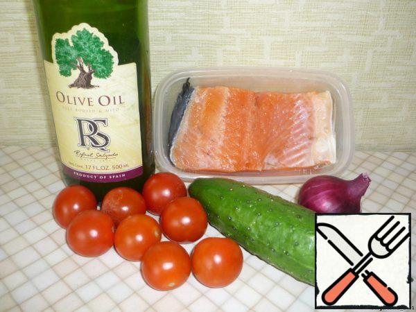 These are all ingredients. I only used 1/3 of this piece of fish. And instead of the usual tomato, I had cherry 8 PCs.