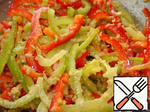 Bell Pepper Salad with Olives Recipe
