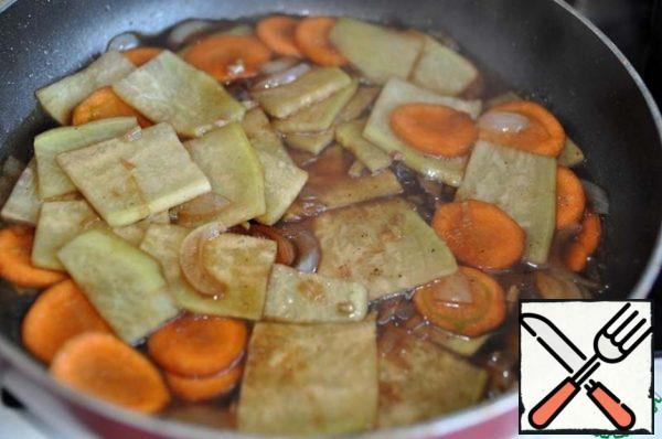 Simmer the vegetables for 20 minutes.