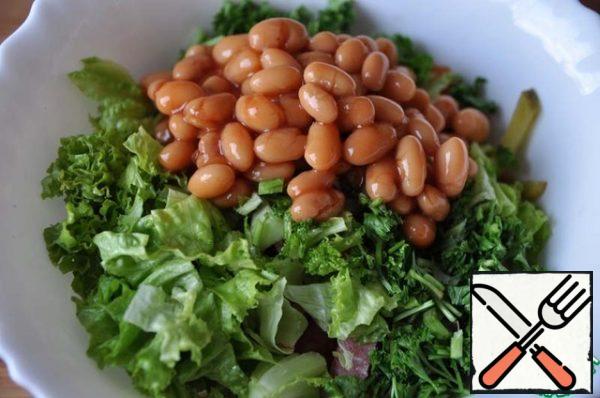 Add canned beans (white or red), I actually ended up with tomato sauce.