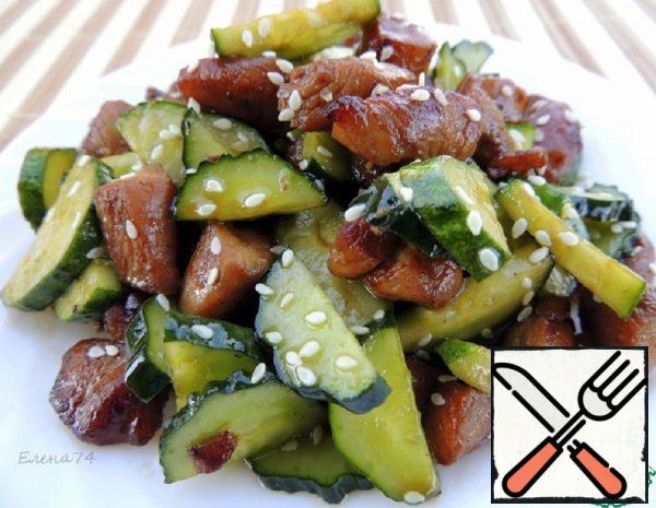 Chicken, Cucumber and Ssesame Salad Recipe