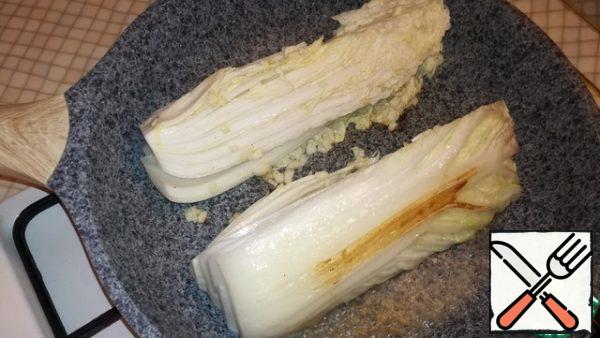 Preheat the pan and fry on each side for 2-3 minutes.