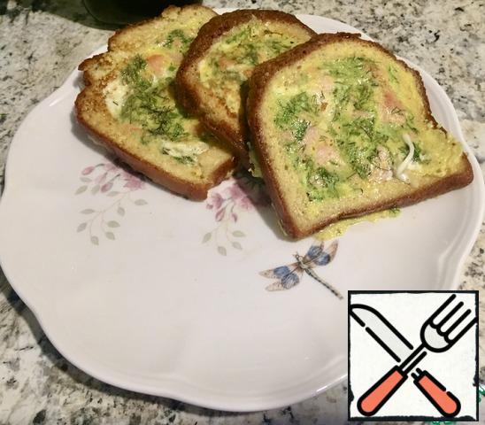 Put the sliced avocado on the ready-made "sandwiches" before serving.