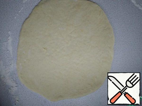 Place the tortillas on a dry, preheated frying pan and fry on both sides until browned (6-7 minutes).
