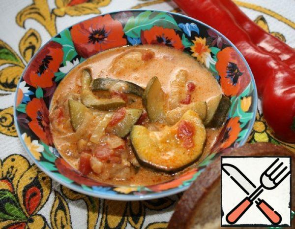Zucchini and Chicken Paprikash Recipe