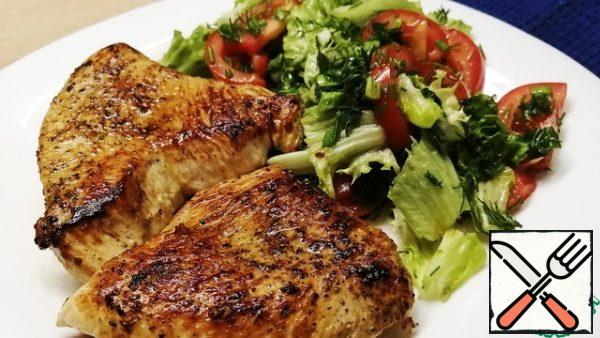 Remove from the heat and let it brew, you can cover the meat with foil for 2-3 minutes, so it will let the juice and will be juicier. As a side dish - a salad of tomatoes, cucumbers, lettuce leaves and dill, seasoned with olive oil.