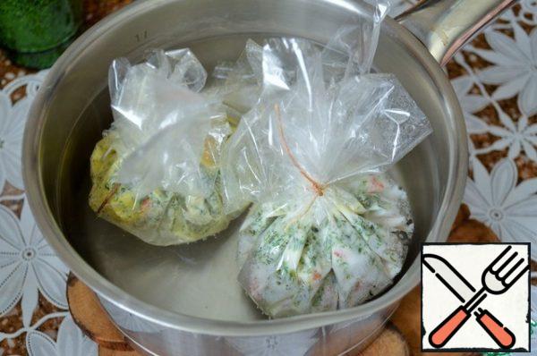 Put it in cold water and let it boil. Cook for 4 minutes.