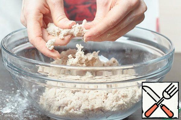 Put the dough in a bowl and roll it into a ball. Cover with plastic wrap and refrigerate to rest for 2 hours.