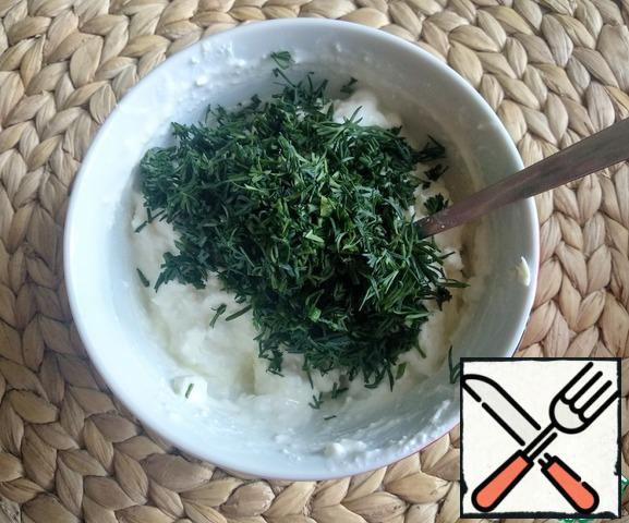 Add 1-2 spoons of kefir or sour cream, finely chopped dill.