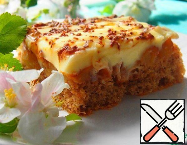 Apple Pie with Delicate Cream Recipe
