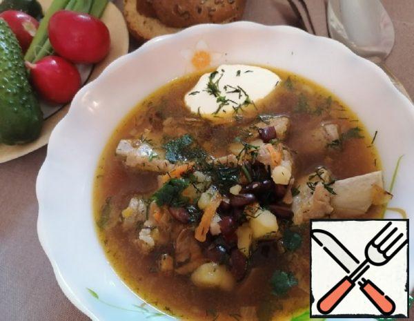 Meat Bean Soup with Porcini Mushrooms Recipe